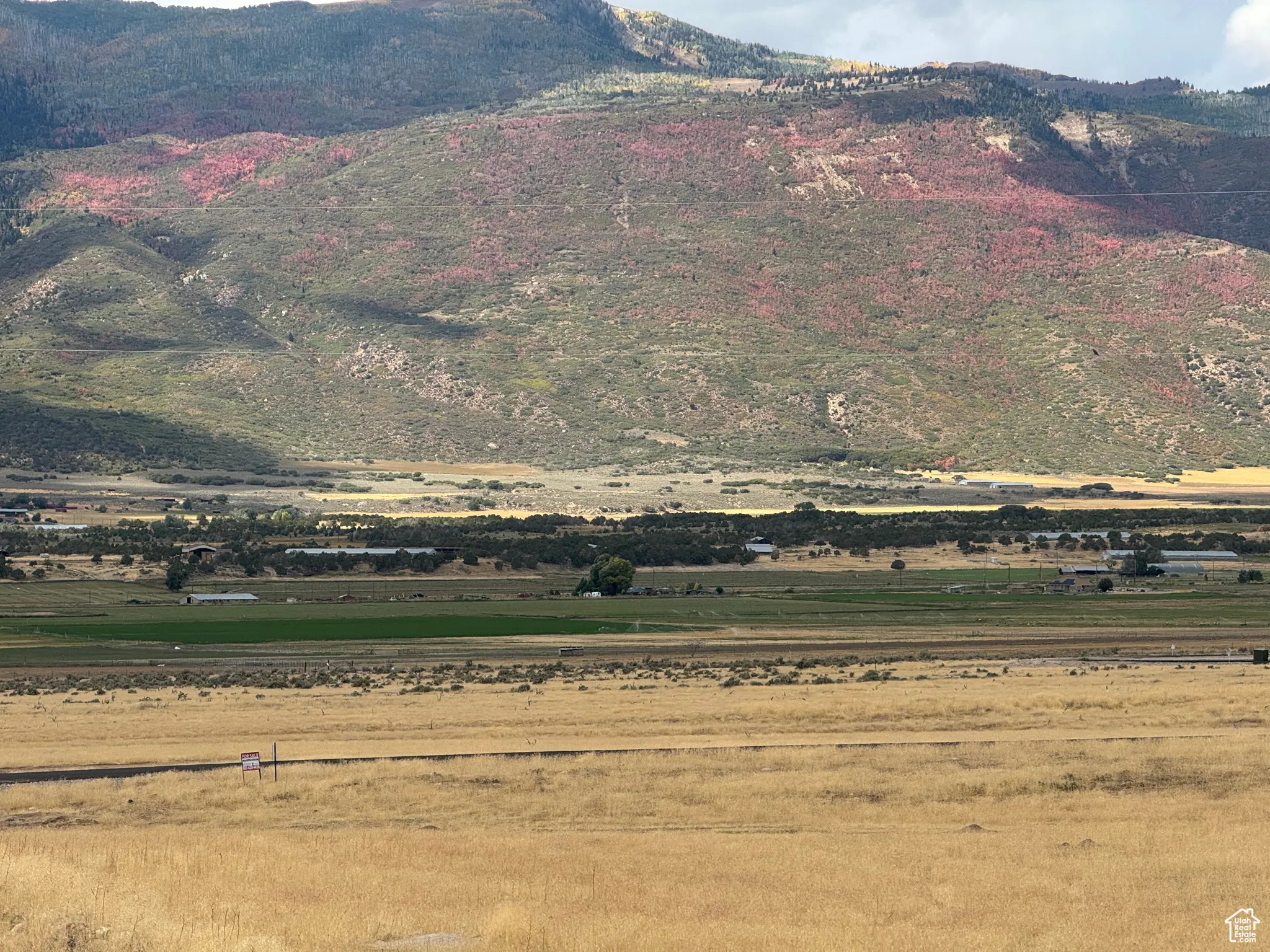 View to the west of mountain backdrop