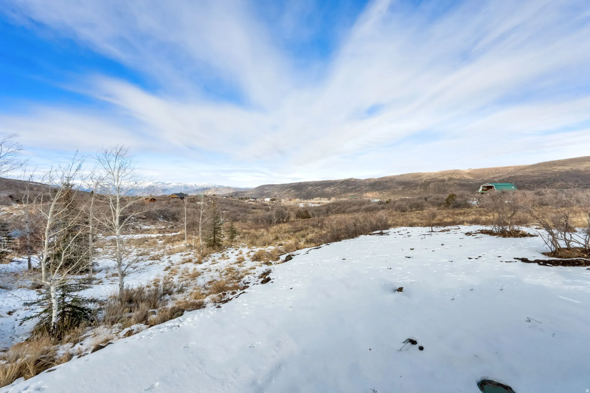 Back yard bordering common area which insures unobstructed views.