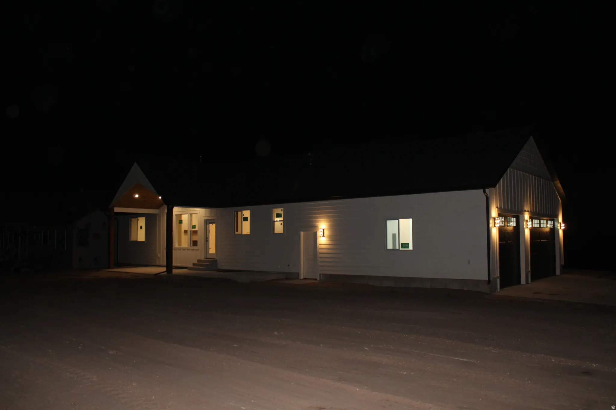 View of front of home featuring driveway