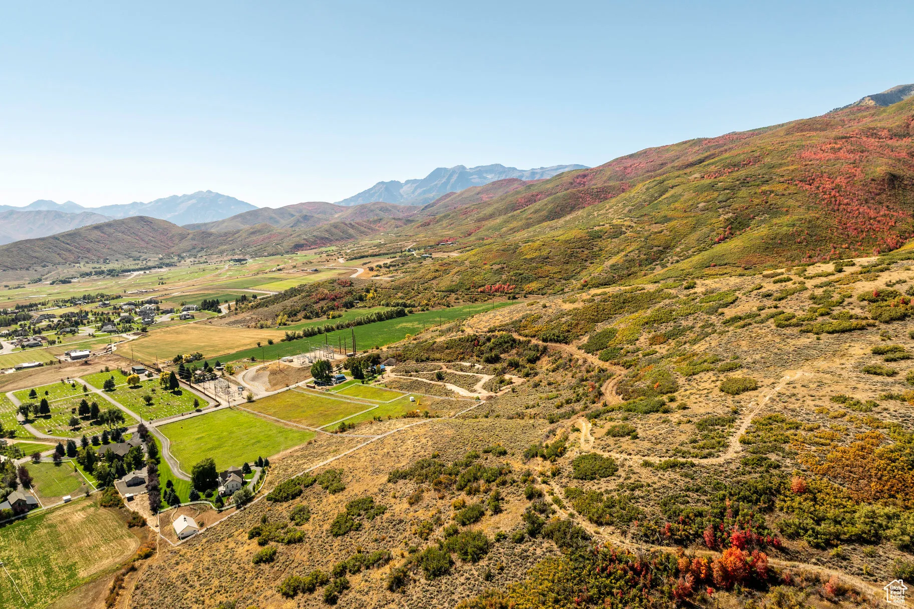 Aerial view of sparsely populated area featuring mountains