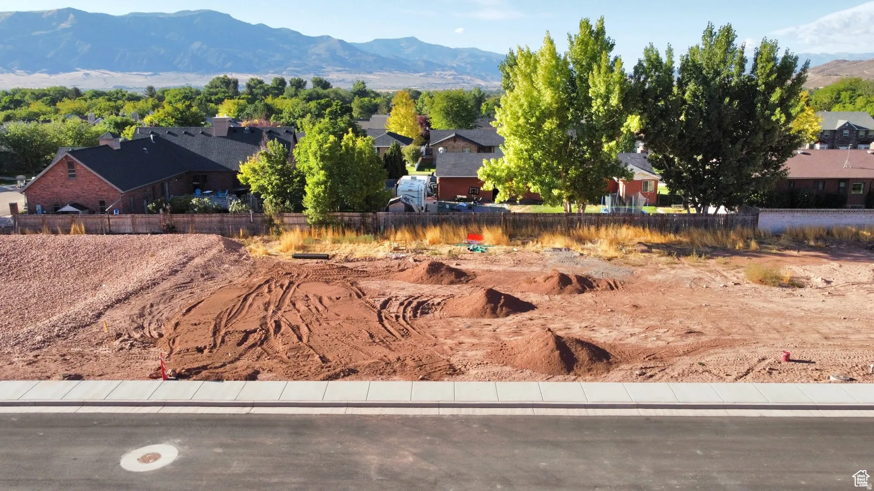 View of yard featuring a mountain view and a residential view