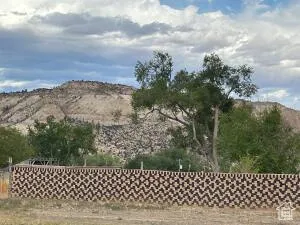 Views of Escalante Canyons