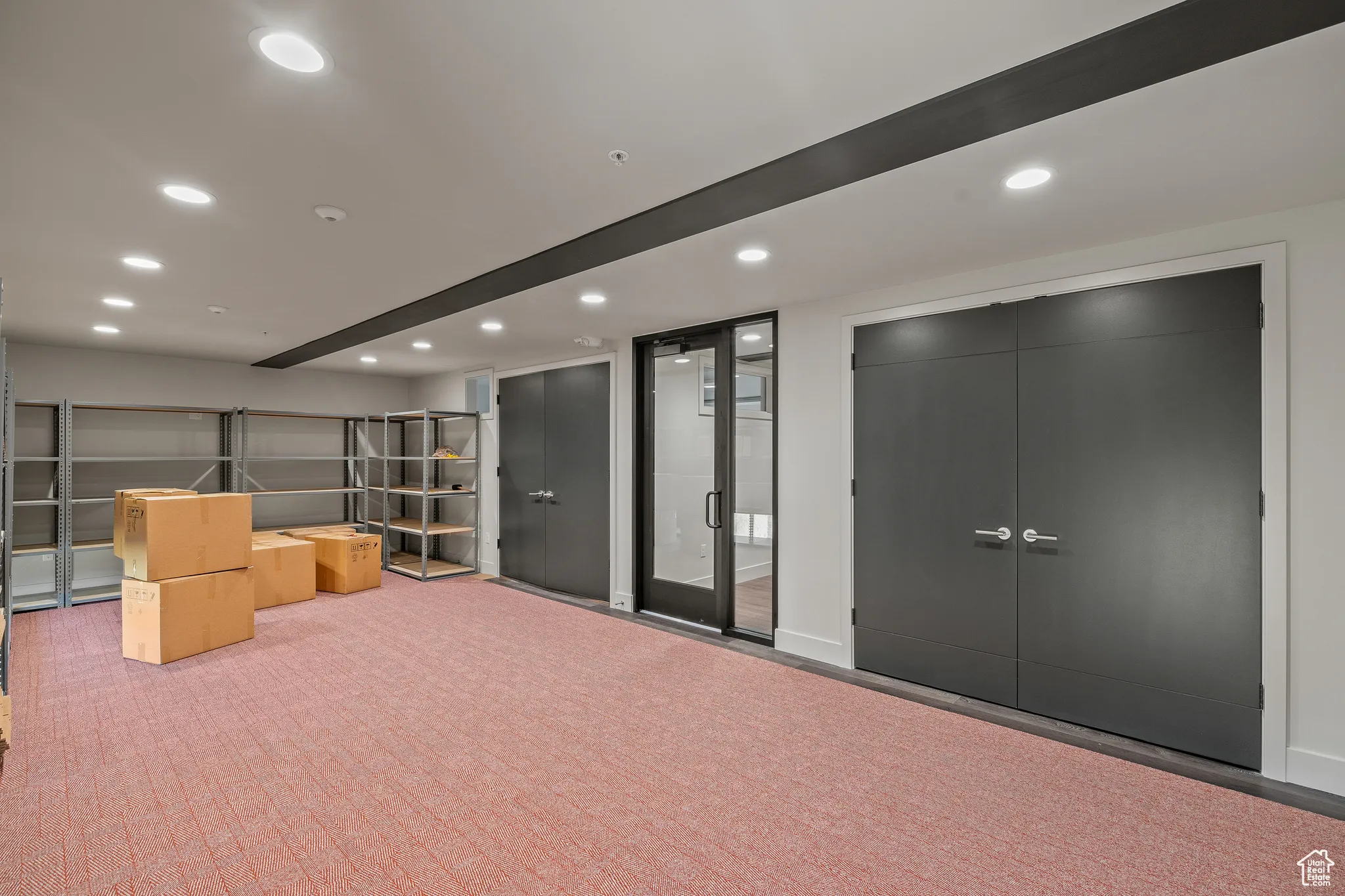 Community lobby featuring recessed lighting