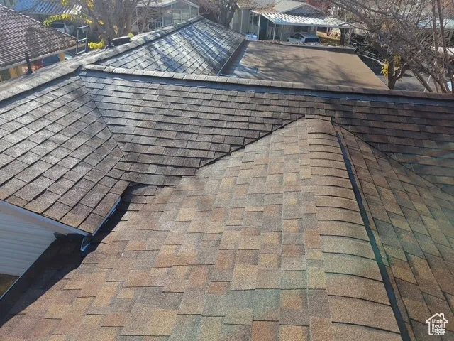 Exterior view of a shingled roof