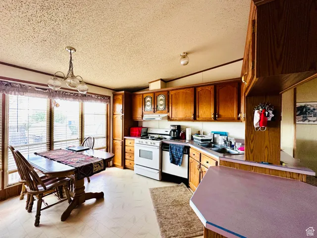 82 N Powell Dr #77, Ticaboo, Utah 84533