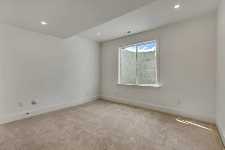 713 E 1500 N #19, Orem, Utah 84097
