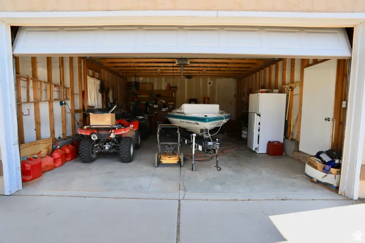 303 W Plateau Pl #91, Ticaboo, Utah 84533