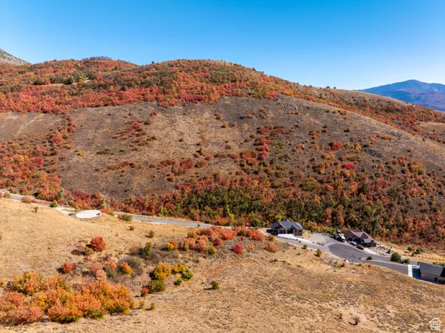 1331 N Maple Dr, Huntsville, Utah 84317