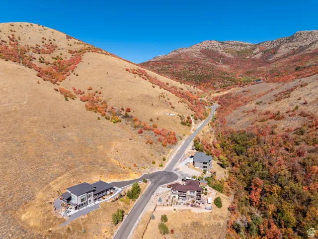 1331 N Maple Dr, Huntsville, Utah 84317