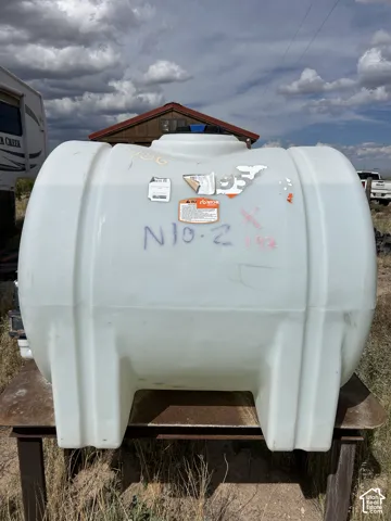 Exterior view of gas tank