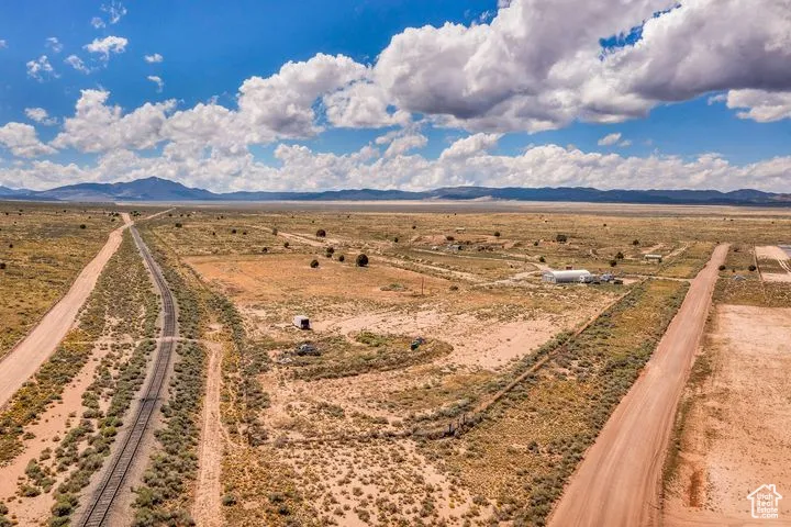Aerial view of sparsely populated area with mountains