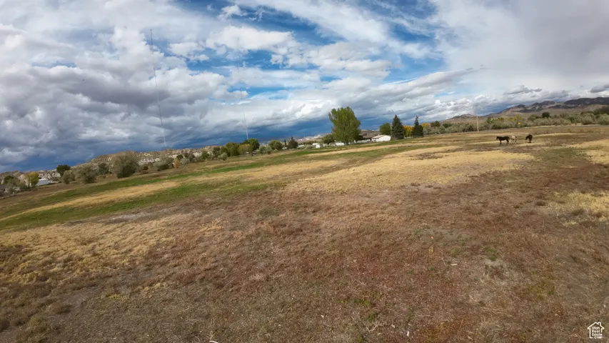 View of local wilderness with rural landscape and mountains