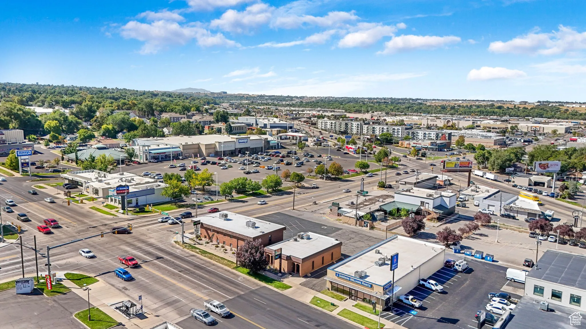 Bird's eye view of a commercial area