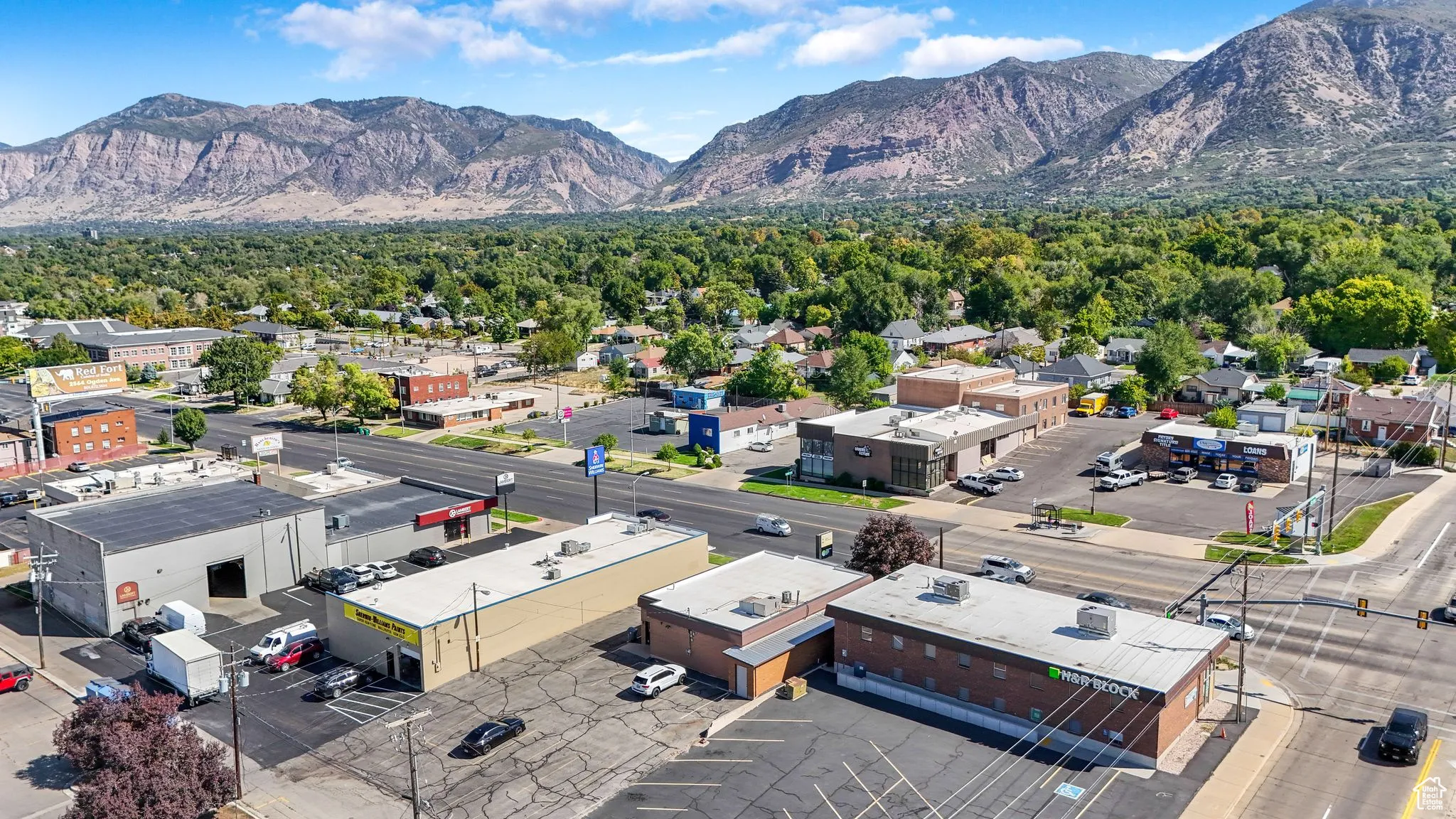 Bird's eye view of a mountain backdrop