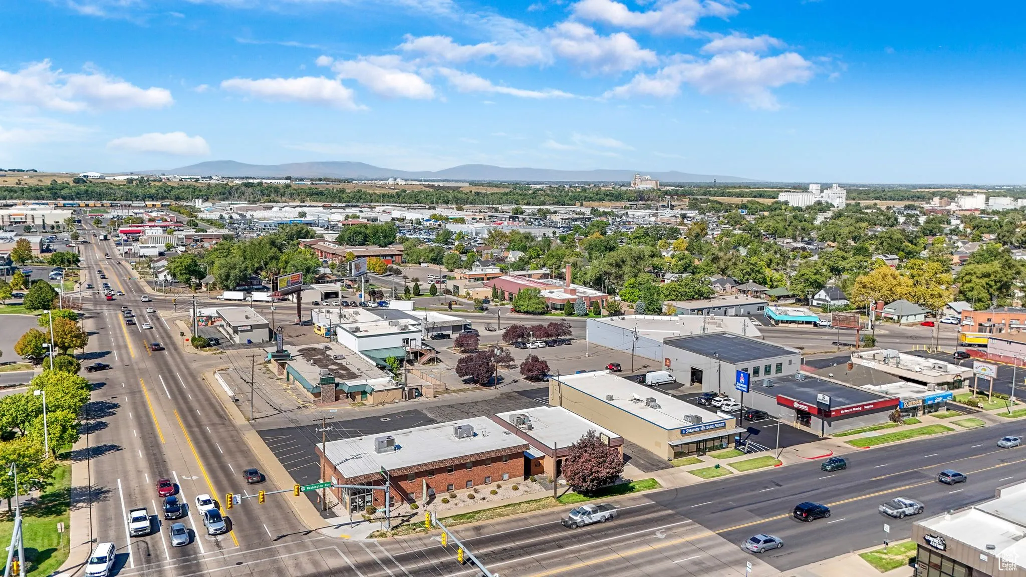 Bird's eye view of a mountainous background