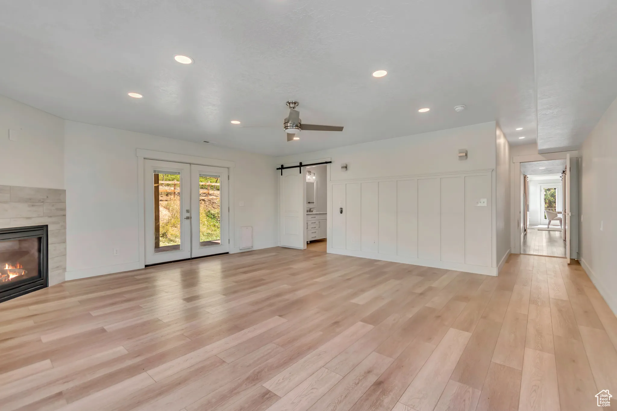 Main floor primary bedroom