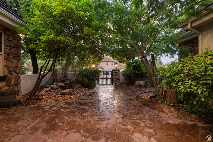 1019 S 900 E, St. George, Utah 84790