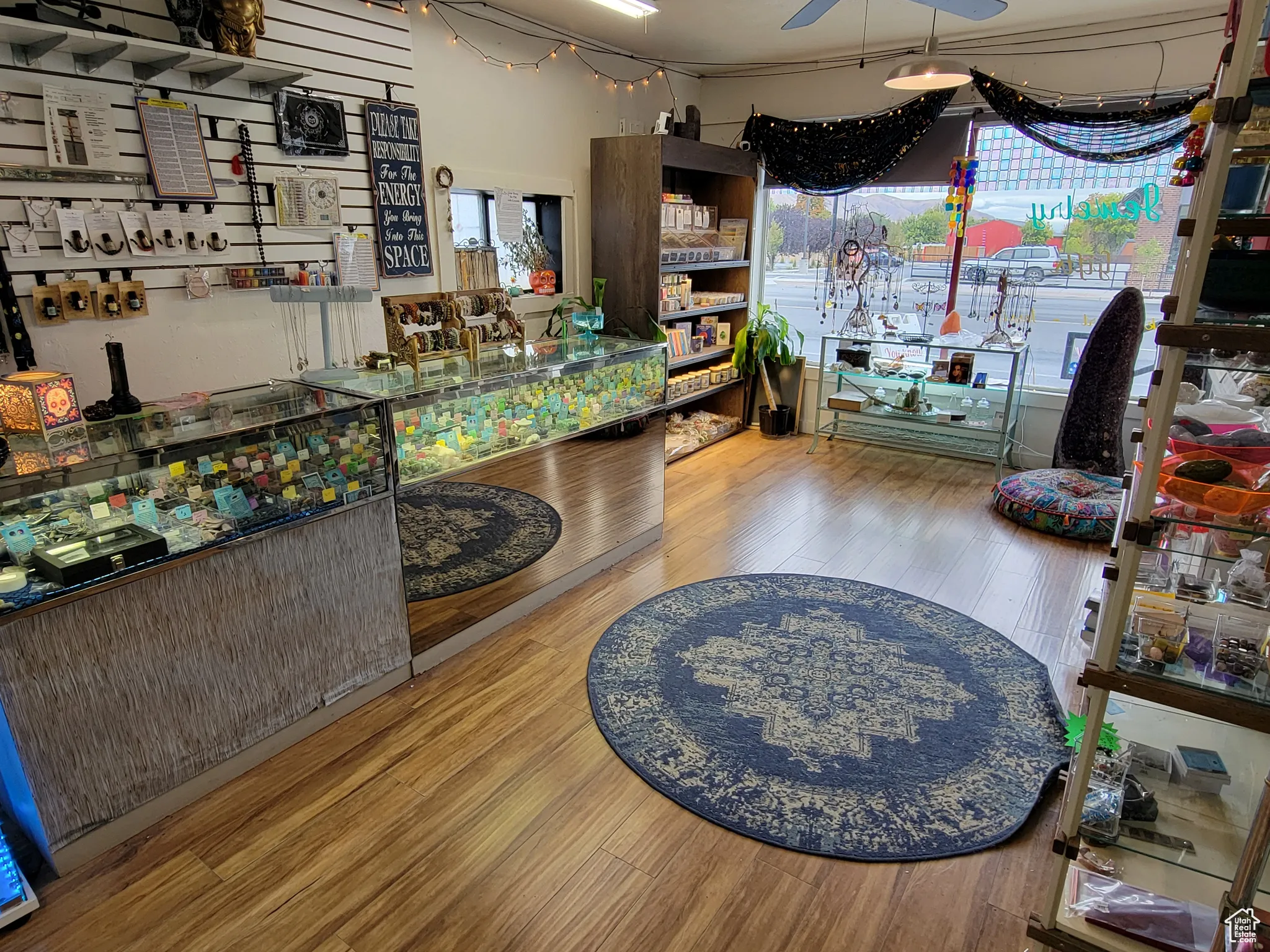 Showroom room with plenty of natural light