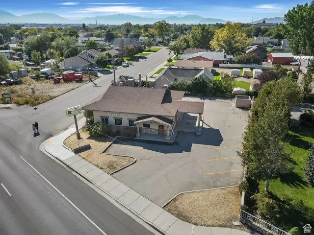 Aerial view of residential area with a mountain backdrop