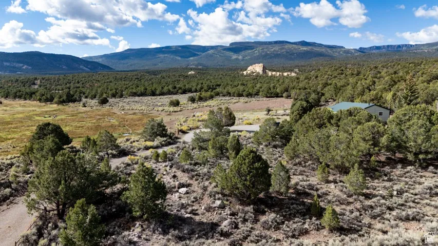 251 W Highway 12 St, Grover, Utah 84773