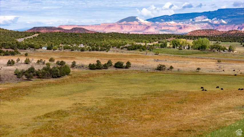 251 W Highway 12 St, Grover, Utah 84773