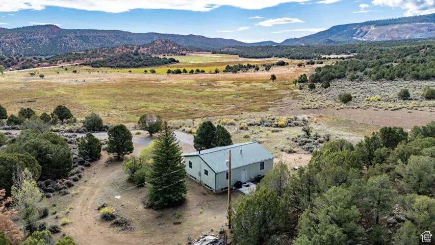 251 W Highway 12 St, Grover, Utah 84773