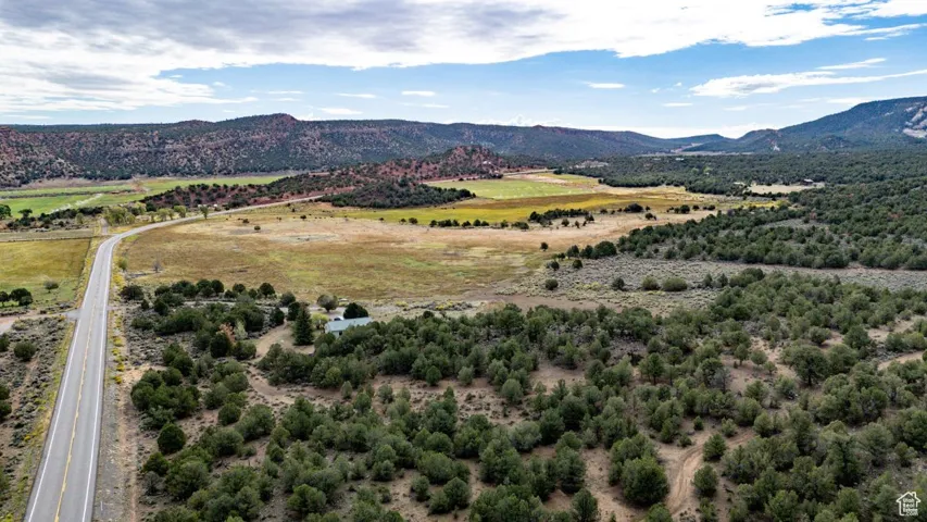 251 W Highway 12 St, Grover, Utah 84773