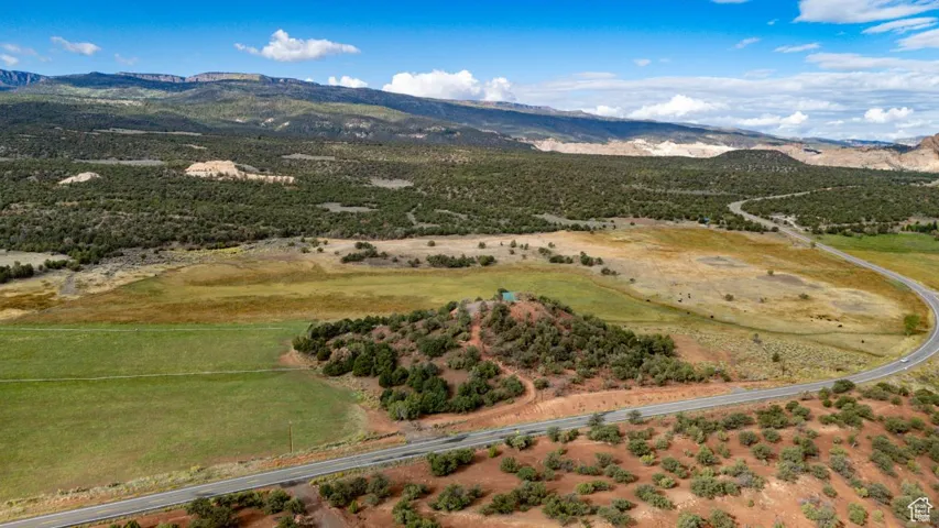 251 W Highway 12 St, Grover, Utah 84773