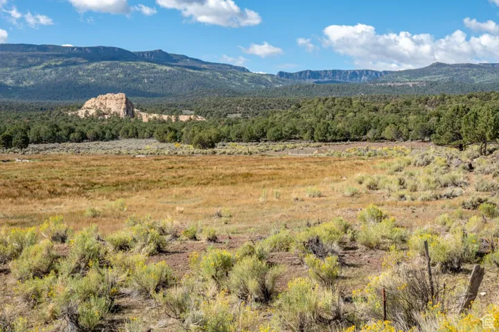 251 W Highway 12 St, Grover, Utah 84773