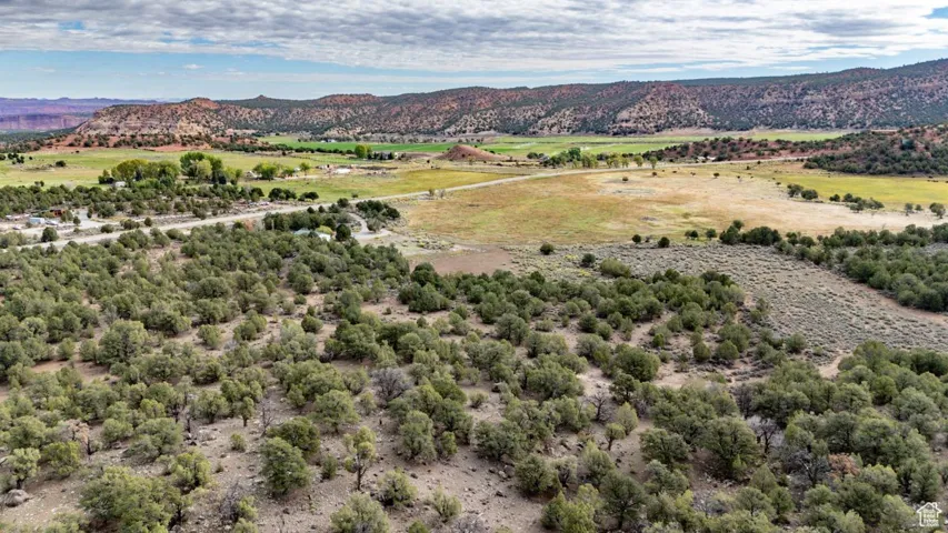 251 W Highway 12 St, Grover, Utah 84773