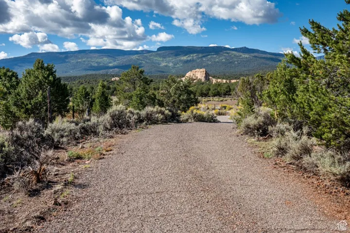 251 W Highway 12 St, Grover, Utah 84773