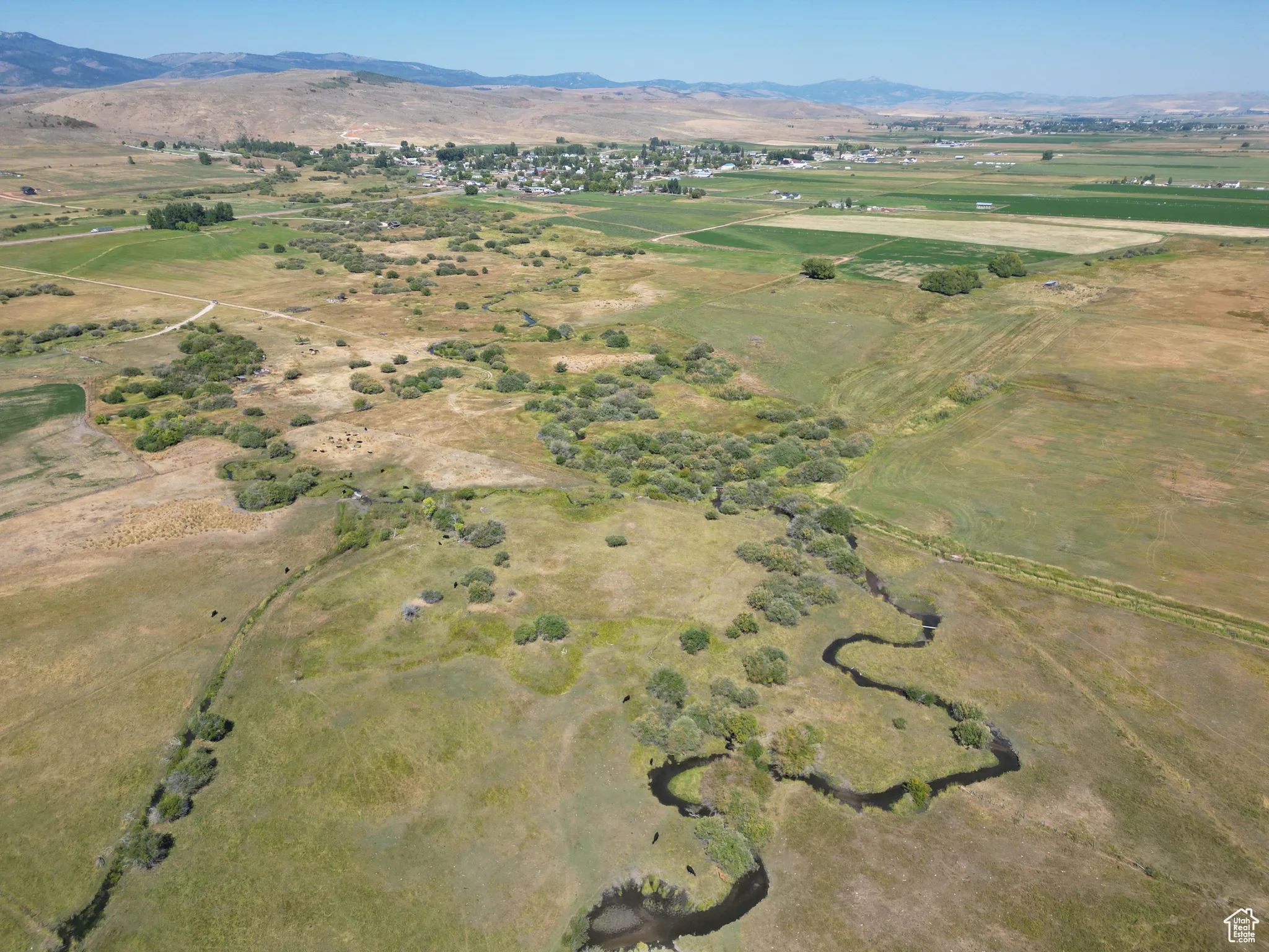 Bloomington 13 acres Aerial view of property's location featuring rural landscape and mountains