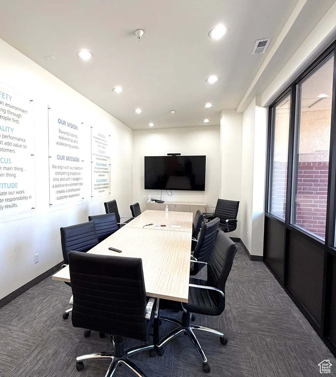 Home office with recessed lighting