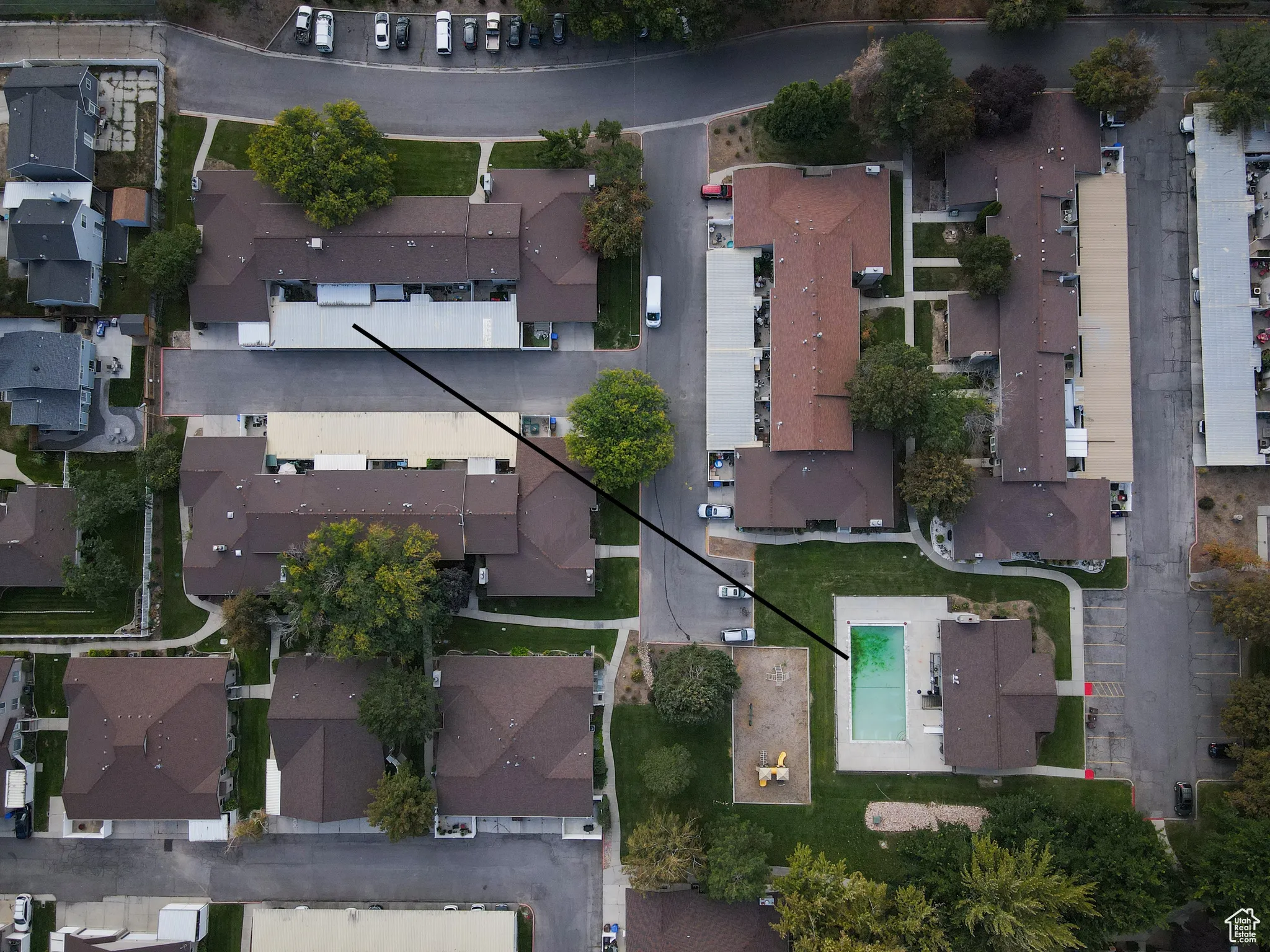 Line shows location of home from the pool.