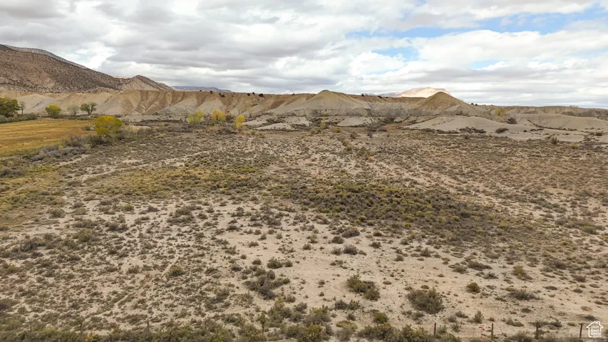 View of mountain background featuring a desert landscape