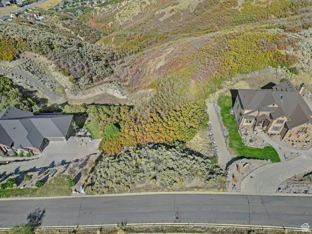 Aerial view of property and surrounding area