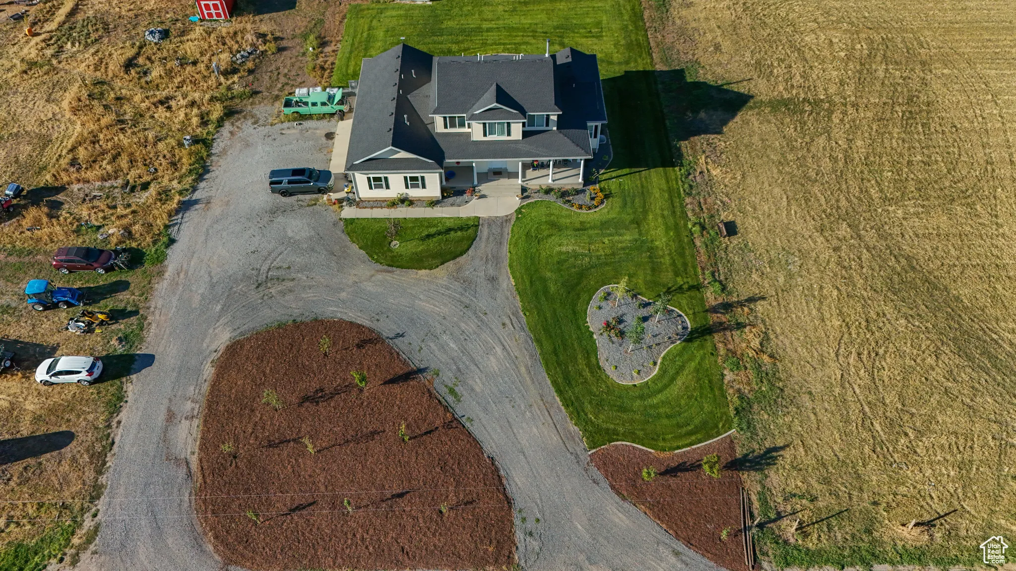 Aerial view of property and surrounding area