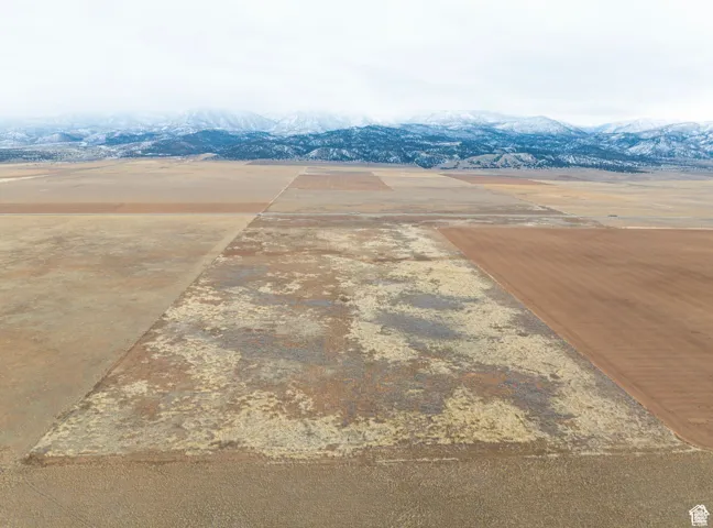 Aerial view of sparsely populated area featuring mountains