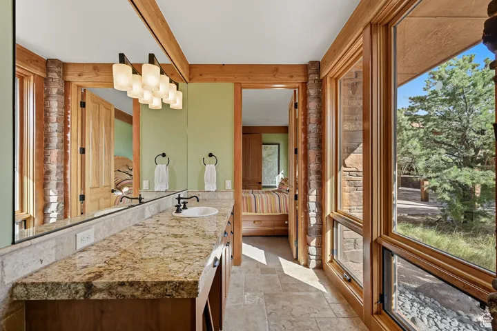 2277 E Broken Branch Dr #28, Boulder, Utah 84716