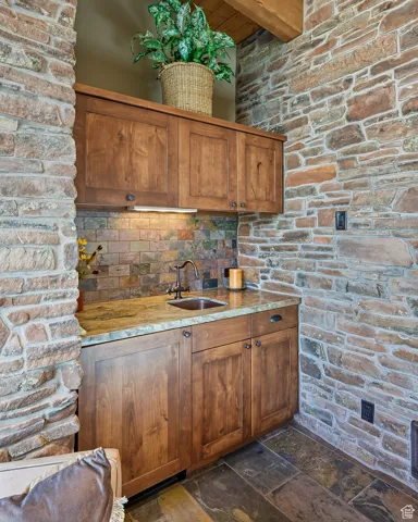 2277 E Broken Branch Dr #28, Boulder, Utah 84716