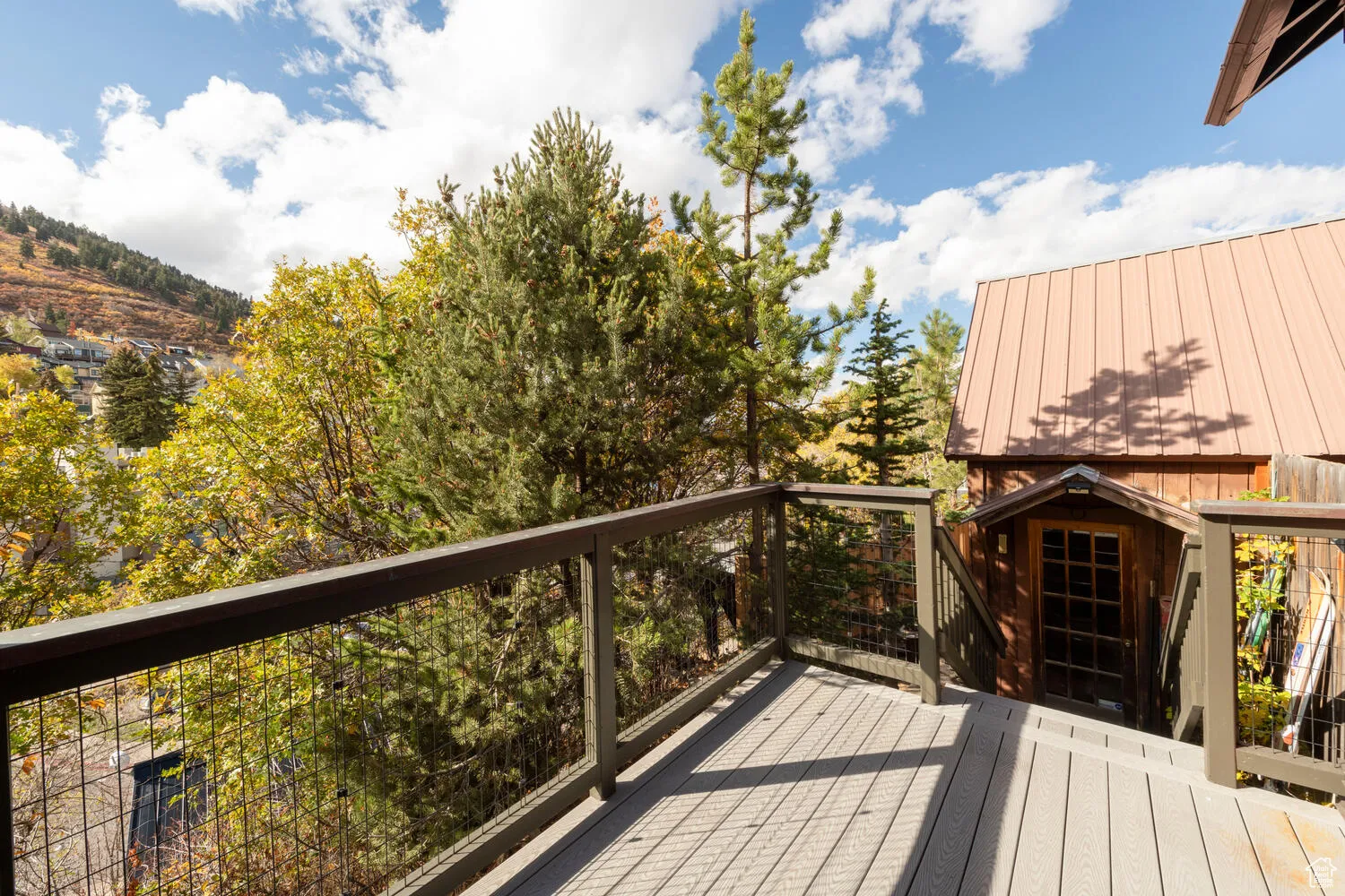 156 Sandridge