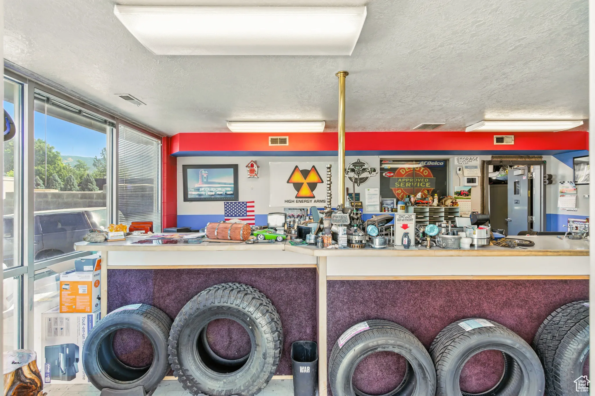 Kitchen with a textured ceiling