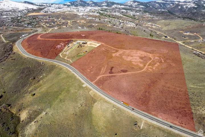 705 S First Light Dr, Garden City, Utah 84028