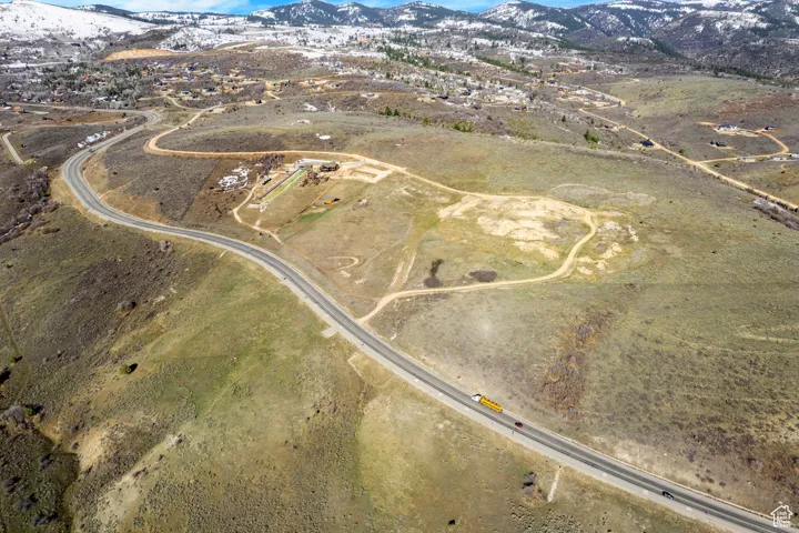 705 S First Light Dr, Garden City, Utah 84028