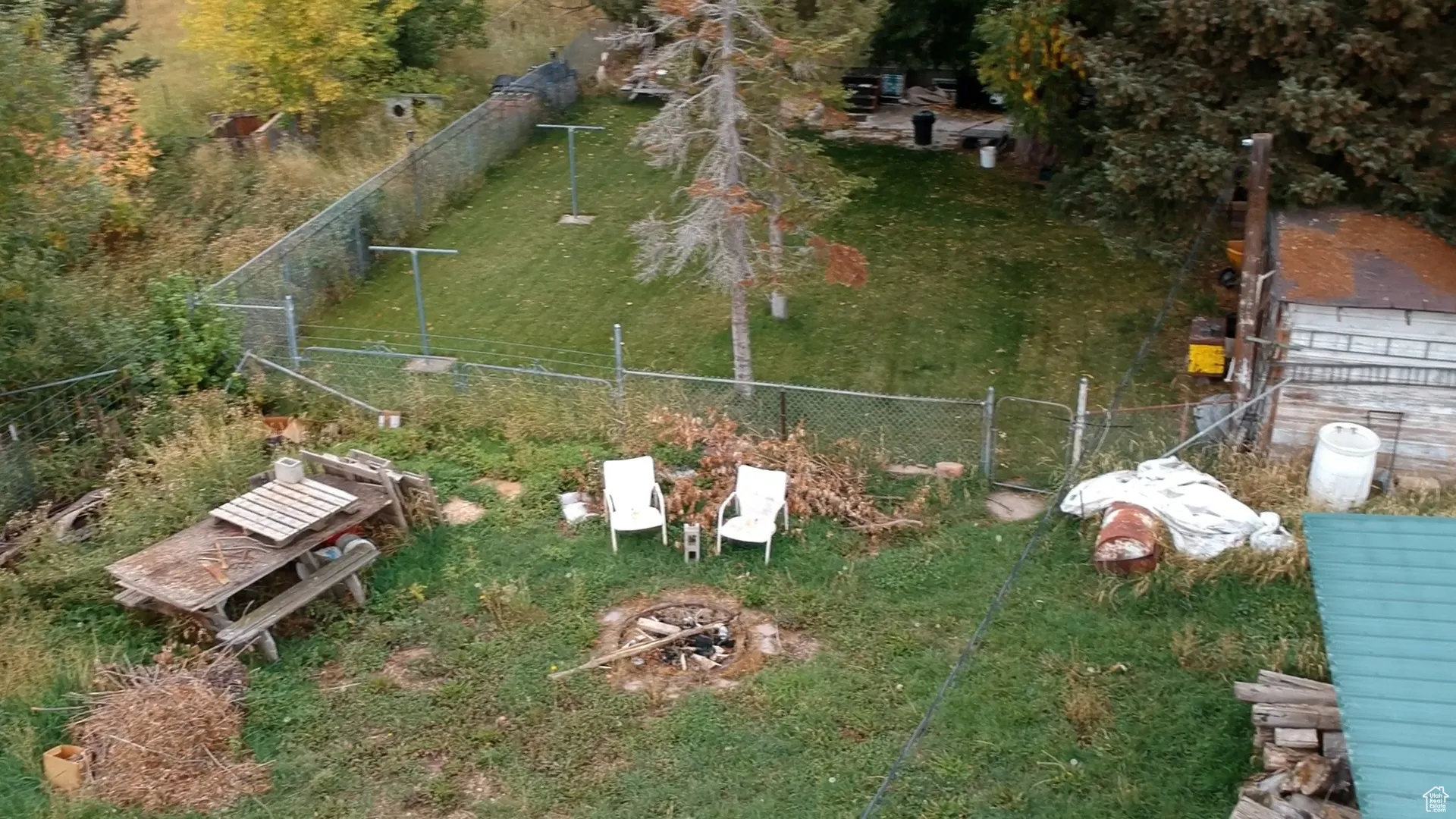 Aerial overview of property's location