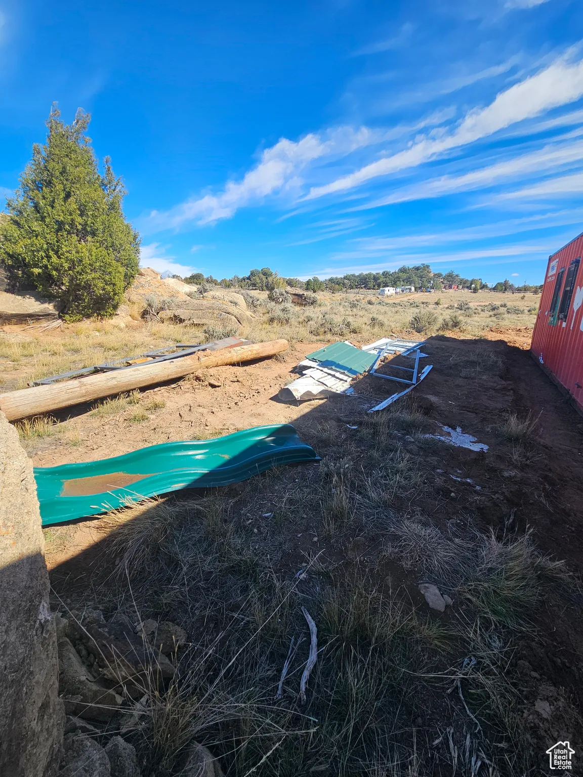 Extra Building Materials & Kids Slide included!