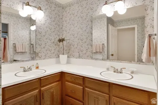 Full bathroom, double vanity & sinks, separate shower room AND separate toilet room