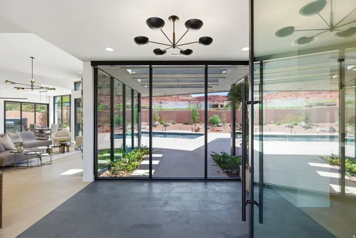 2498 N Lacasa Dr, St. George, Utah 84770