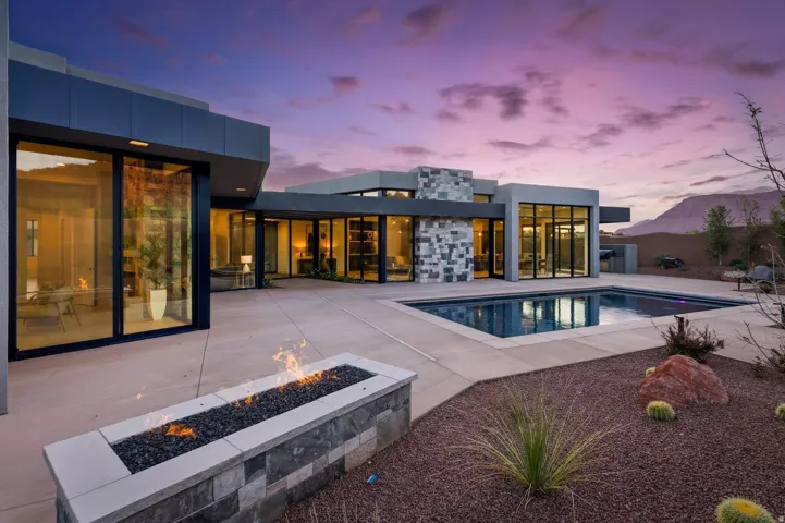 2498 N Lacasa Dr, St. George, Utah 84770