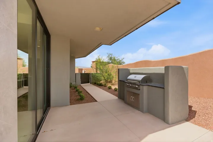2498 N Lacasa Dr, St. George, Utah 84770